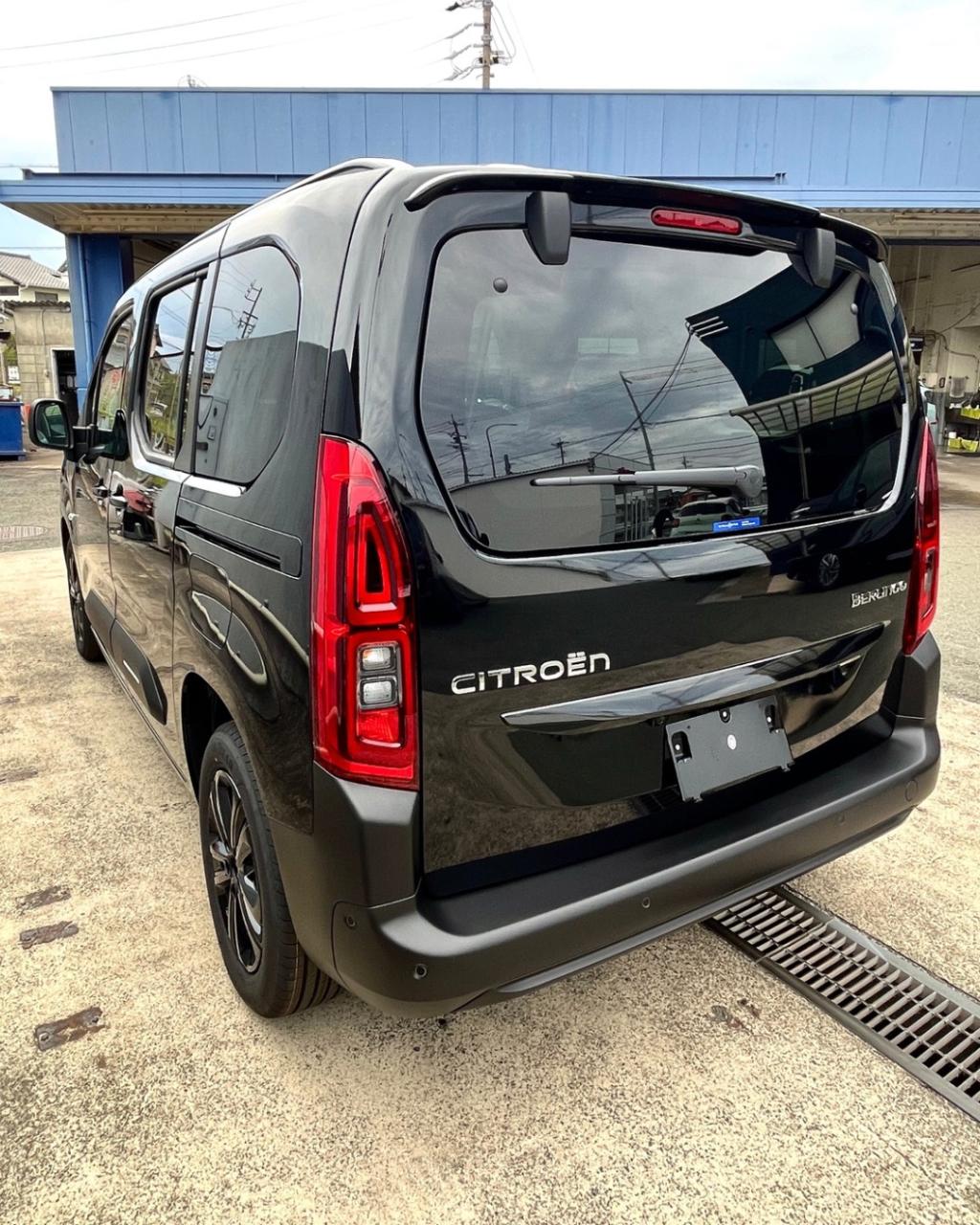 【NEW CITROEN BERLINGO Black Edition】