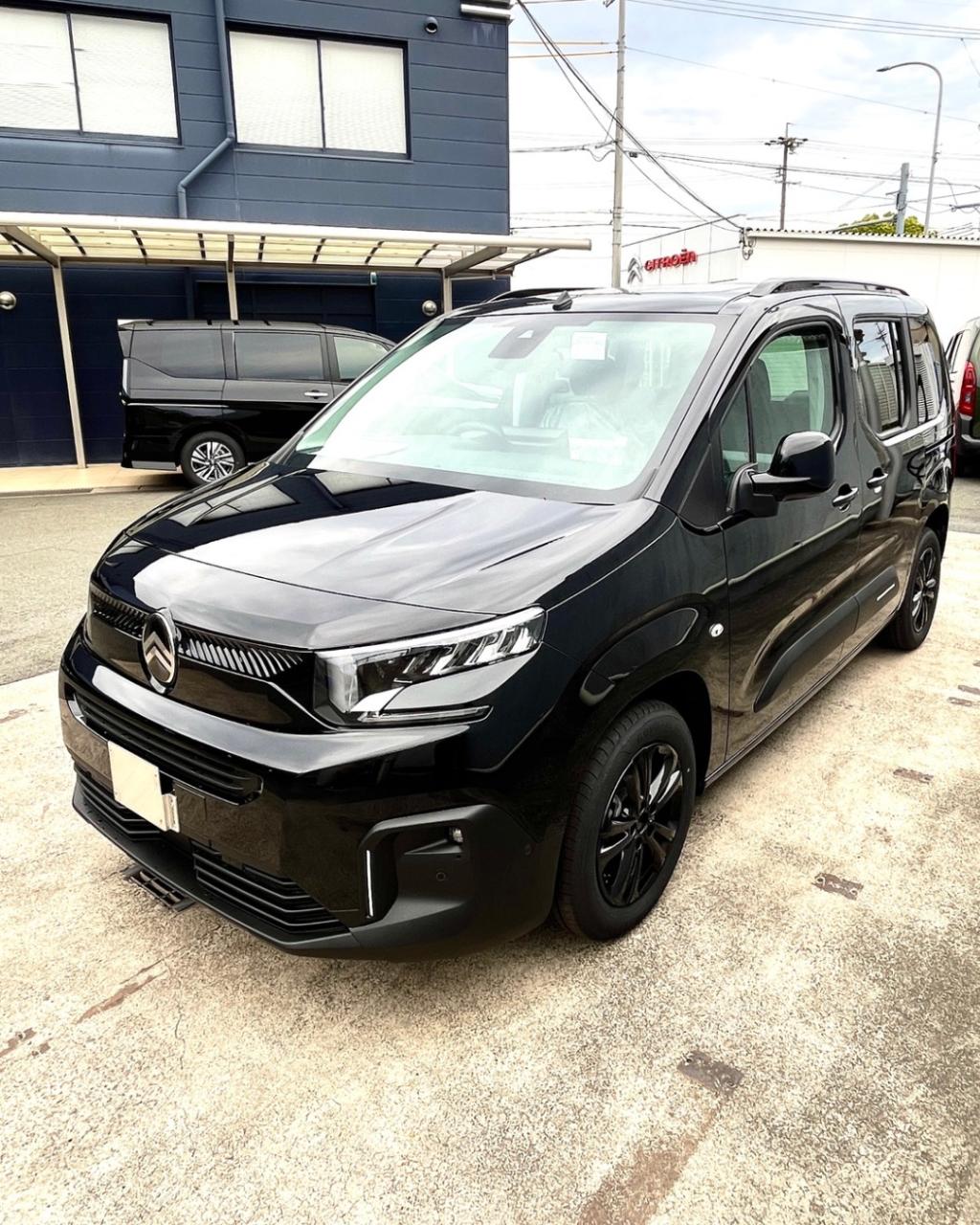 NEW BERLINGO Black Edition フェア