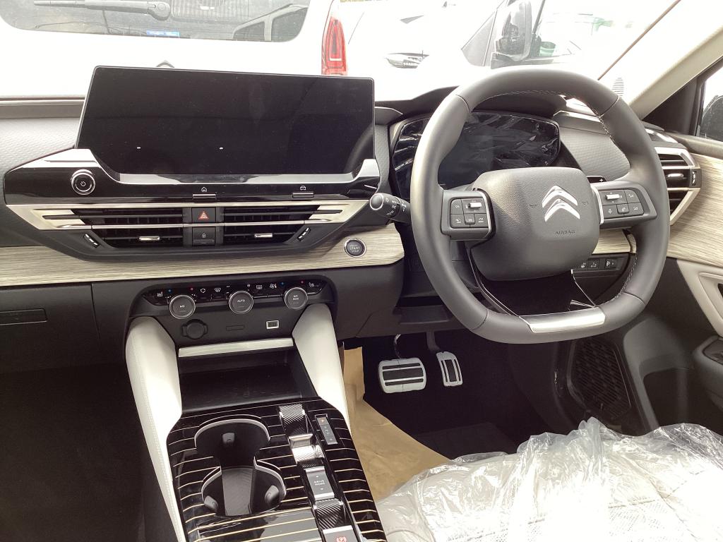 ◇ C5 X特別仕様車ご紹介◇