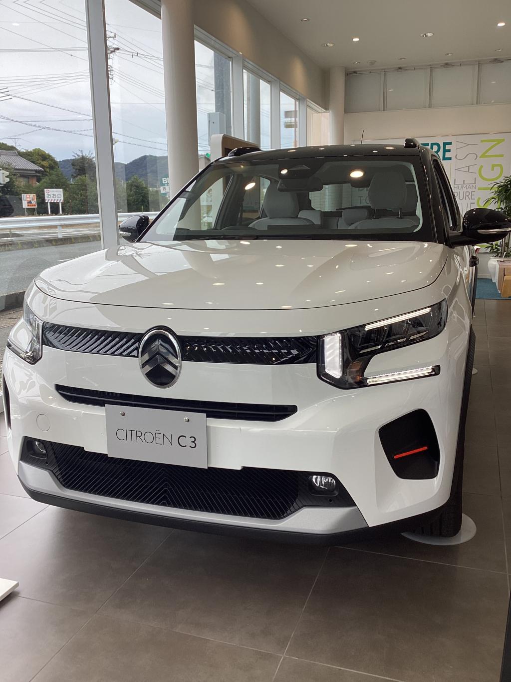 NEW C3 HYBRIDロードショー開催しております