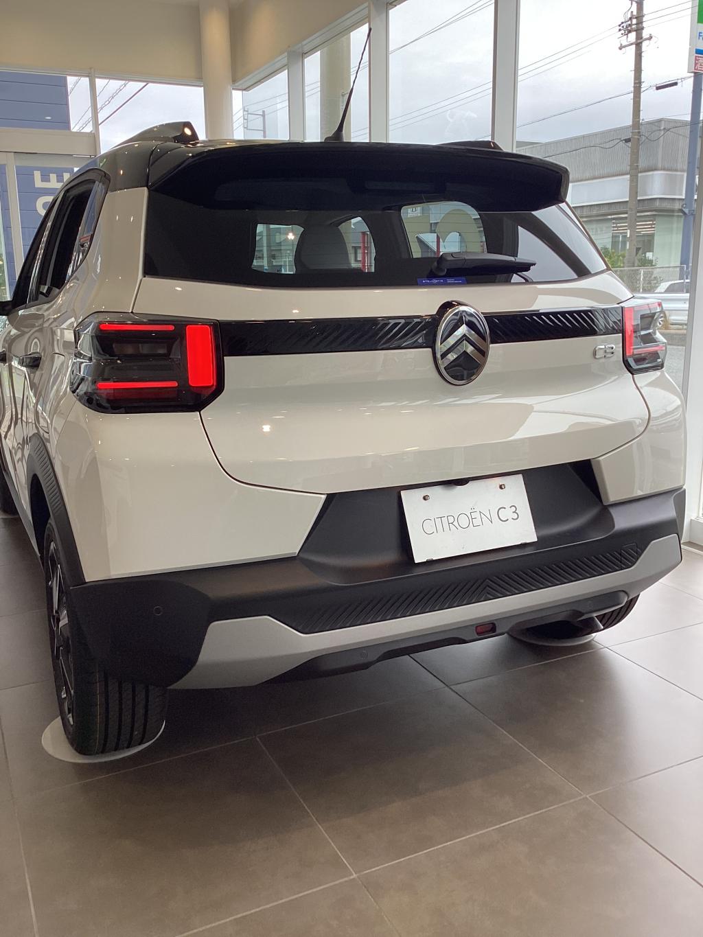 NEW C3 HYBRIDロードショー開催しております