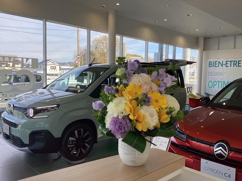 ショールームのお花